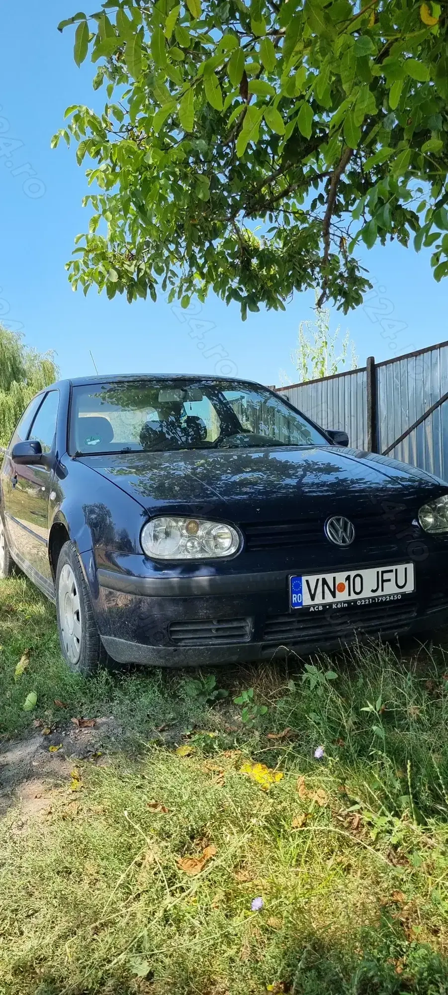 Vând Golf 4 2003