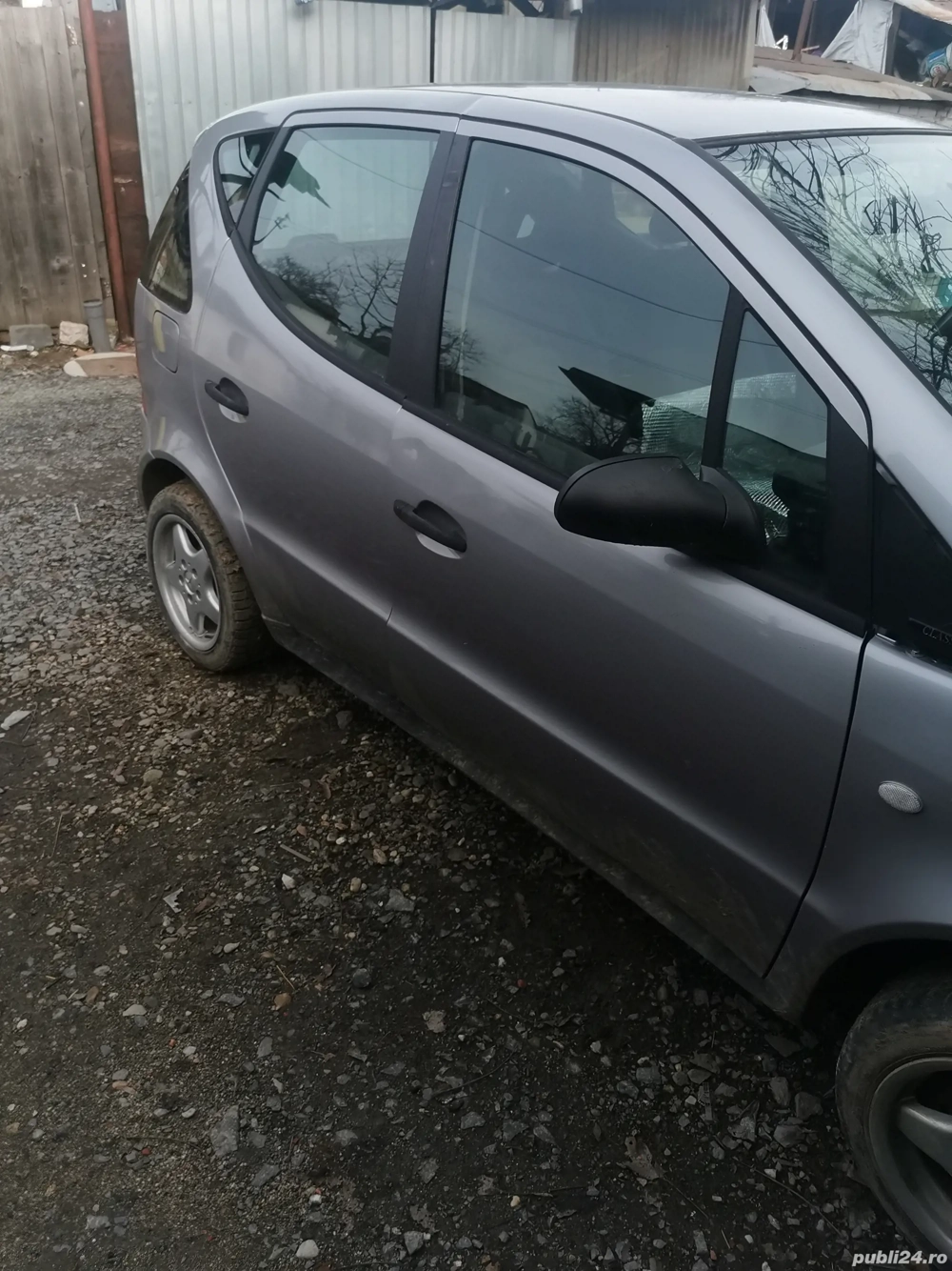 Dezmembrez Mercedes A clas 1 4 benzina e complet dar e       Dezmembrez Mercedes A clas 1 4 benzina e complet dar e