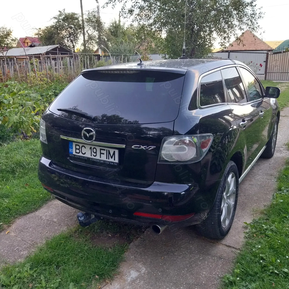 Vând Mazda cx7 2010