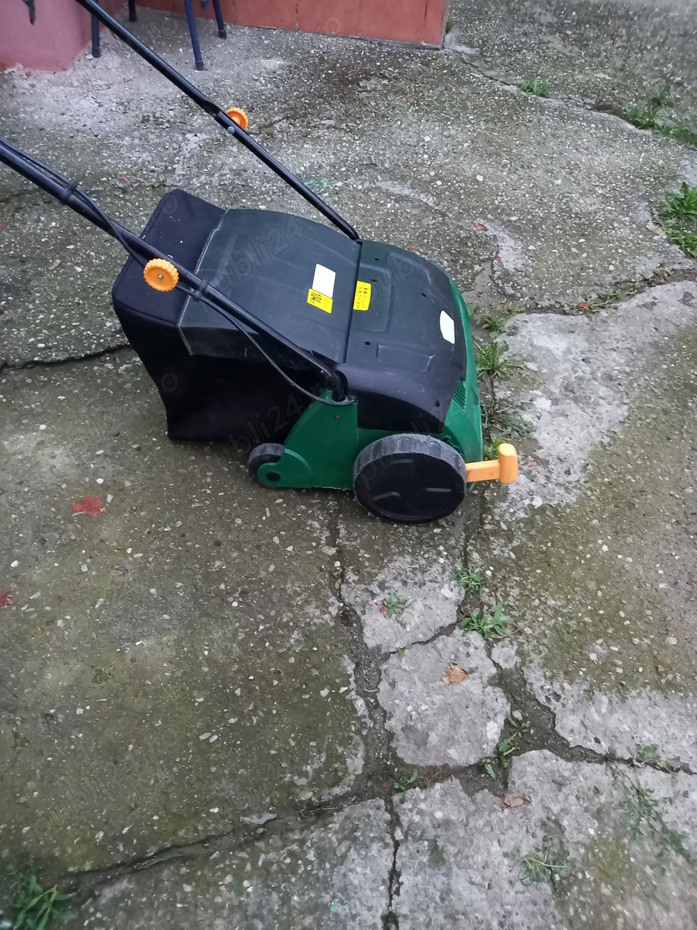 Scarificator si aerator gazon