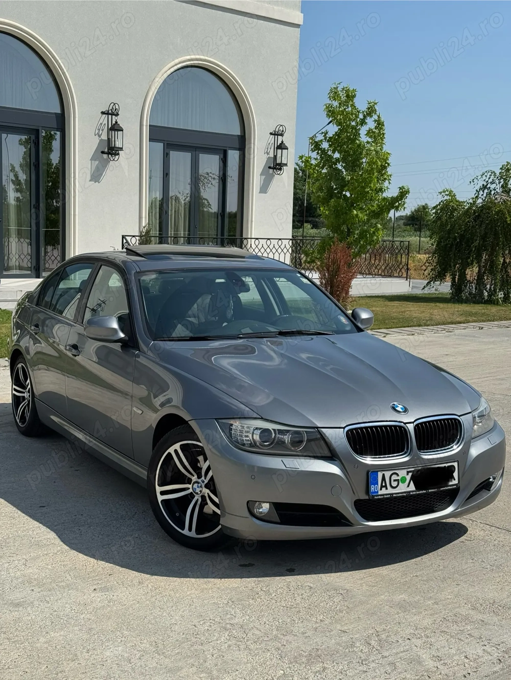 BMW seria 3 320i 2011