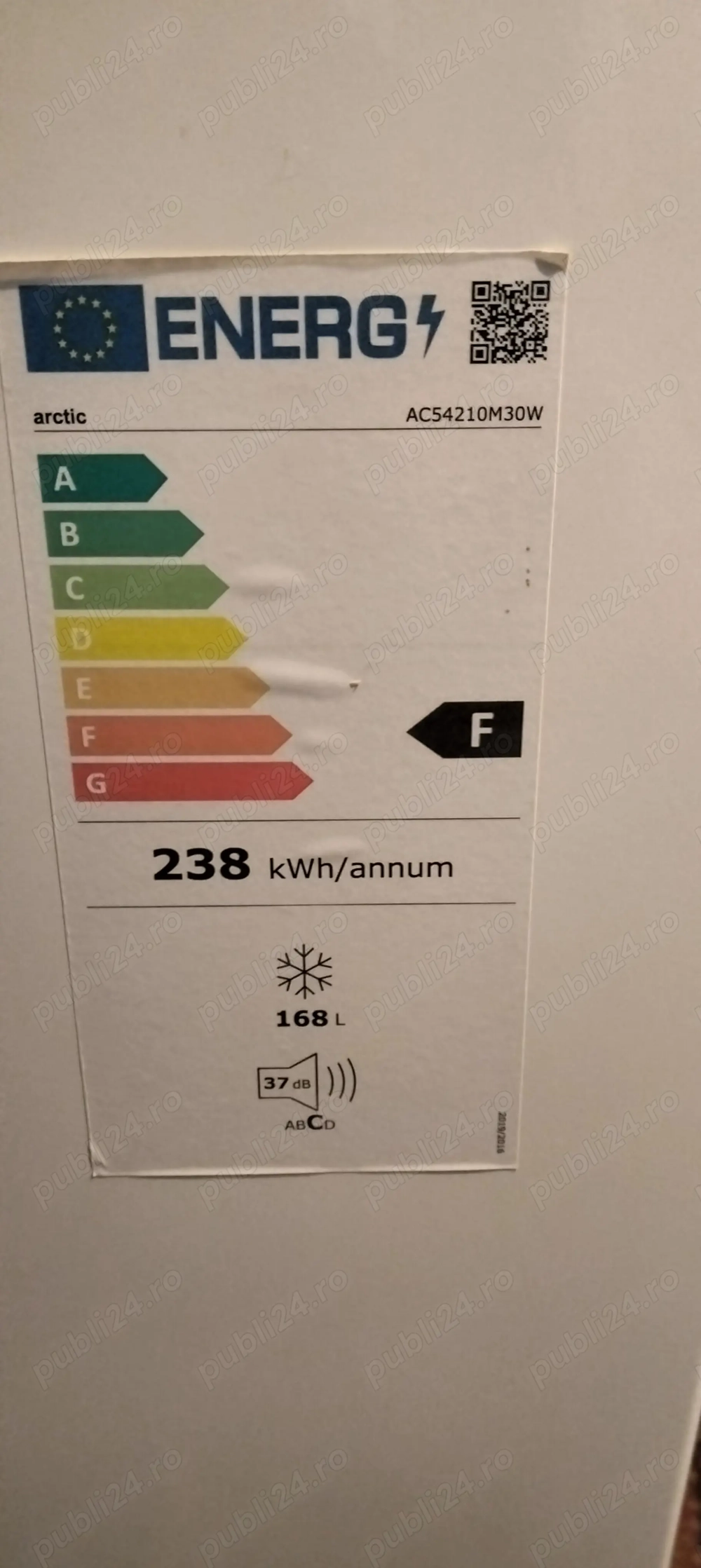 Vând congelator 6 sertare