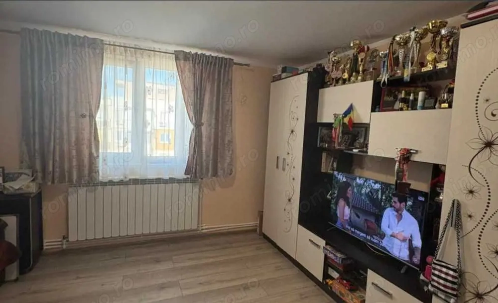Apartament 2 cam dec Micro 21,et 10