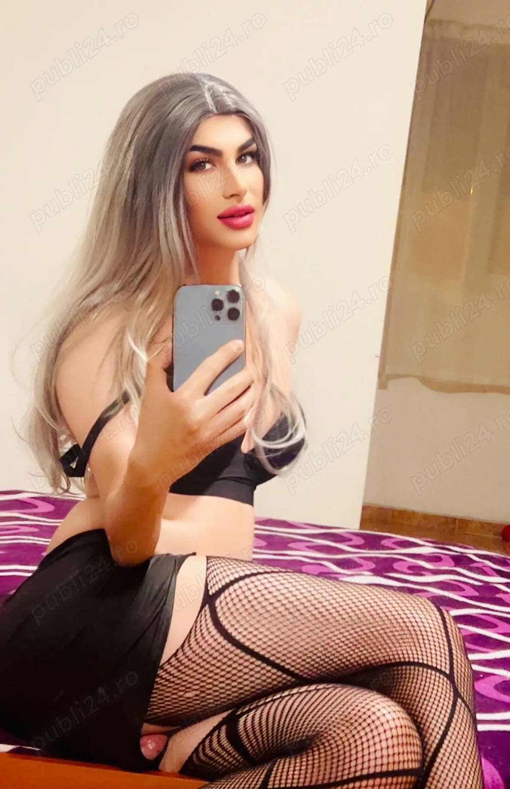 Travestită dominatoare activă superdotată xxl