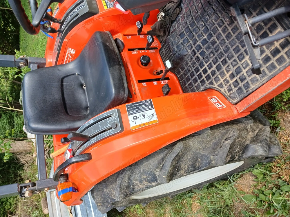 Vand tractor Kubota GT5
