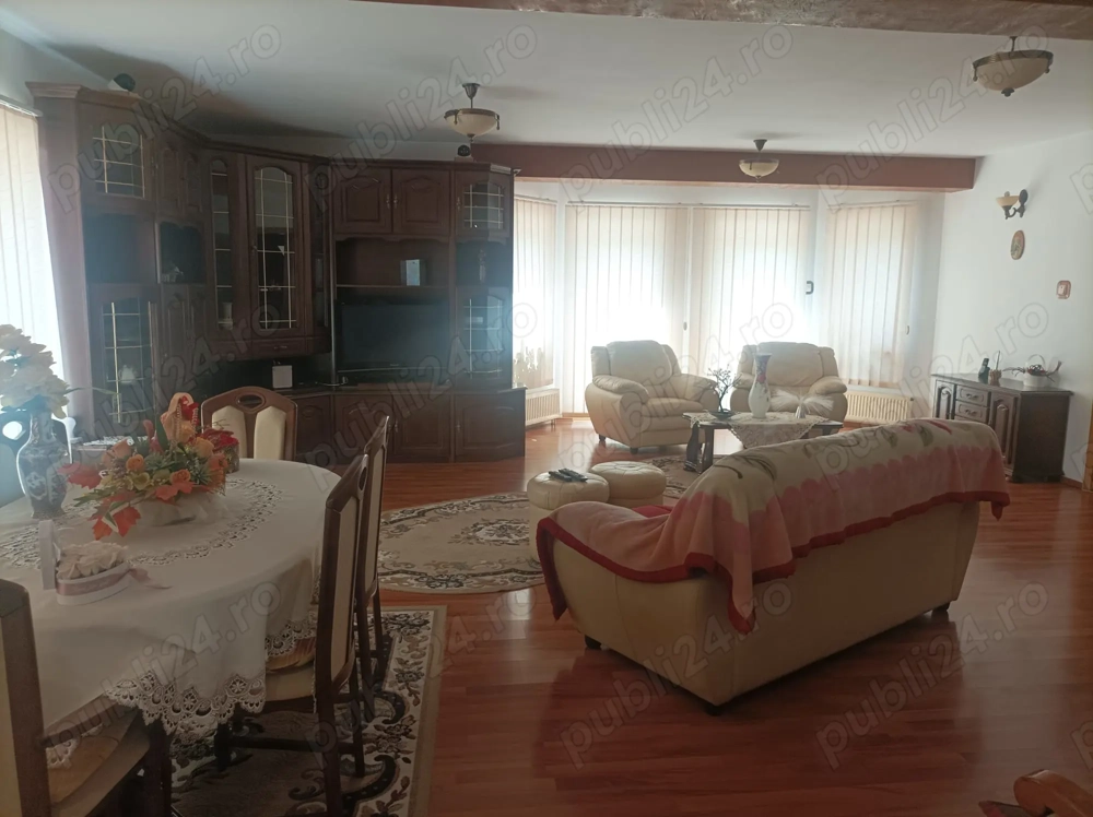 Vilă- p+m- zona Zavoi Deva