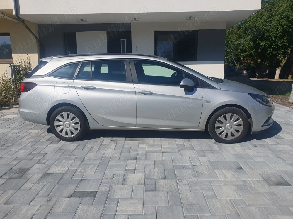 Vand Opel Astra, 2019, automata, 1 Proprietar, intretinere cu evidenta