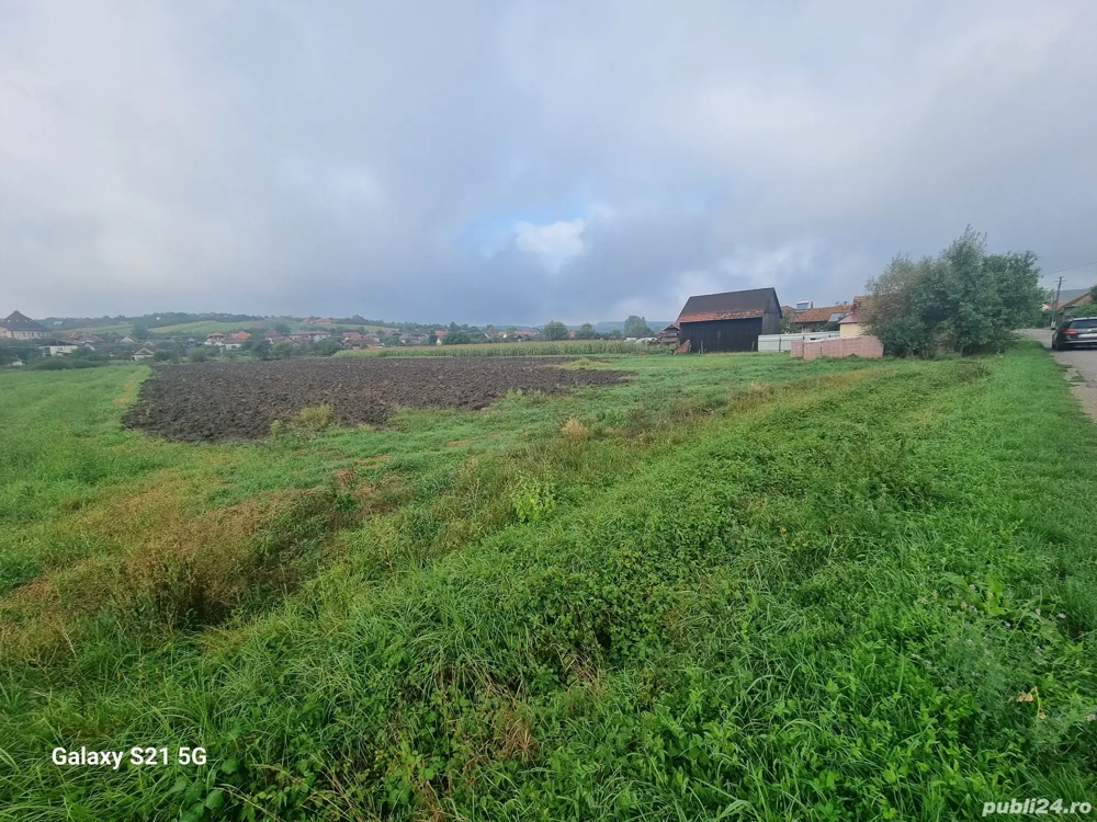 Teren de vănzare intravilant