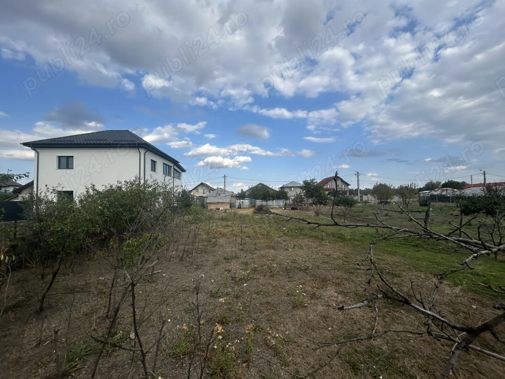 Teren de vânzare 