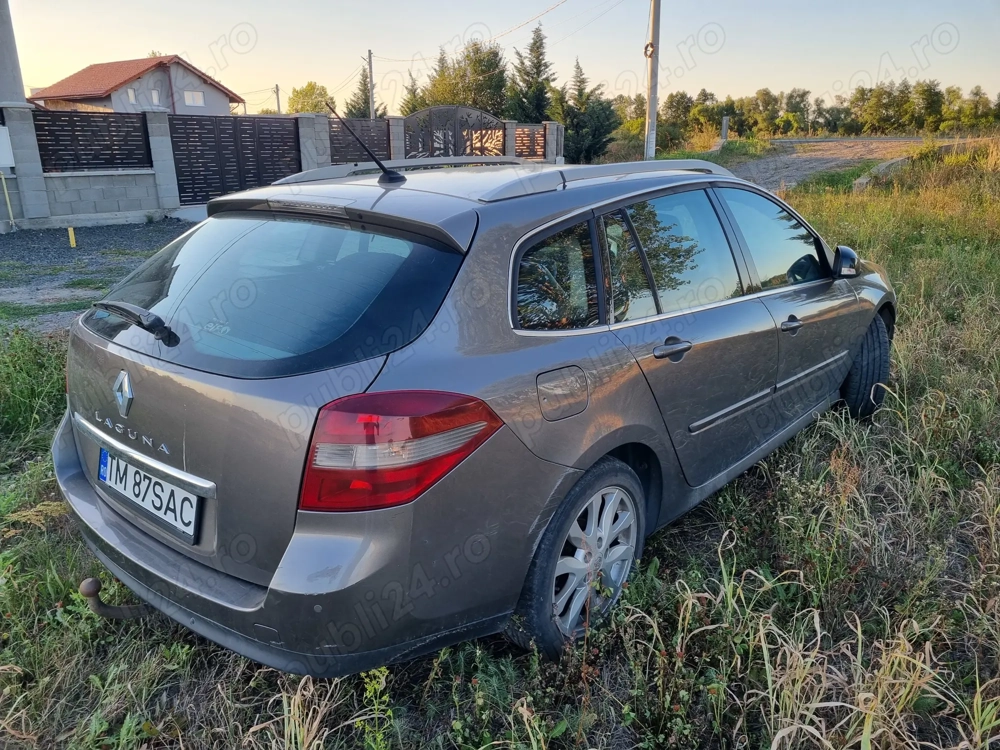 Renault Laguna 3 an 2010 motor 1.5 diesel Renault Laguna 3 an 2010 motor 1.5 diesel