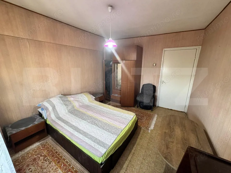 Apartament decomandat 3 camere, 72 mp, etajul 2, Rovine Dezrobirii