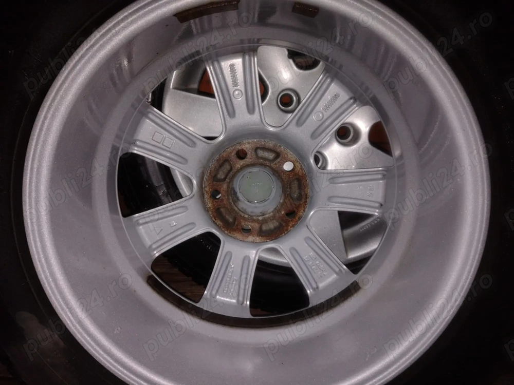 Jante mașina +cauciucuri iarna