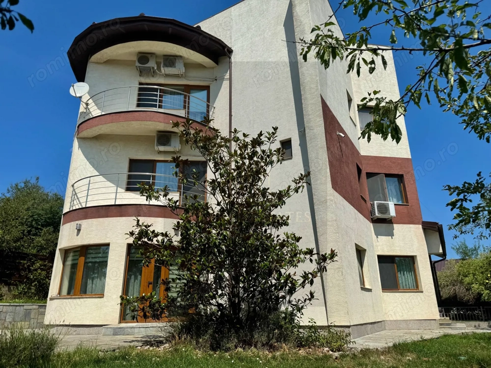 Vînzare Casă în 3 Nivele -Hlincea - 343 m.p.