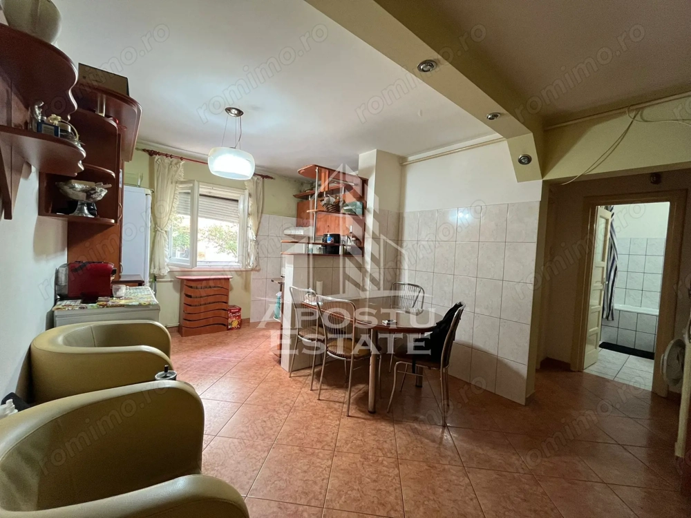 Apartament doua camere, decomandat, Sagului