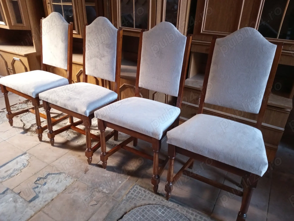 Set 4 scaune sufragerie