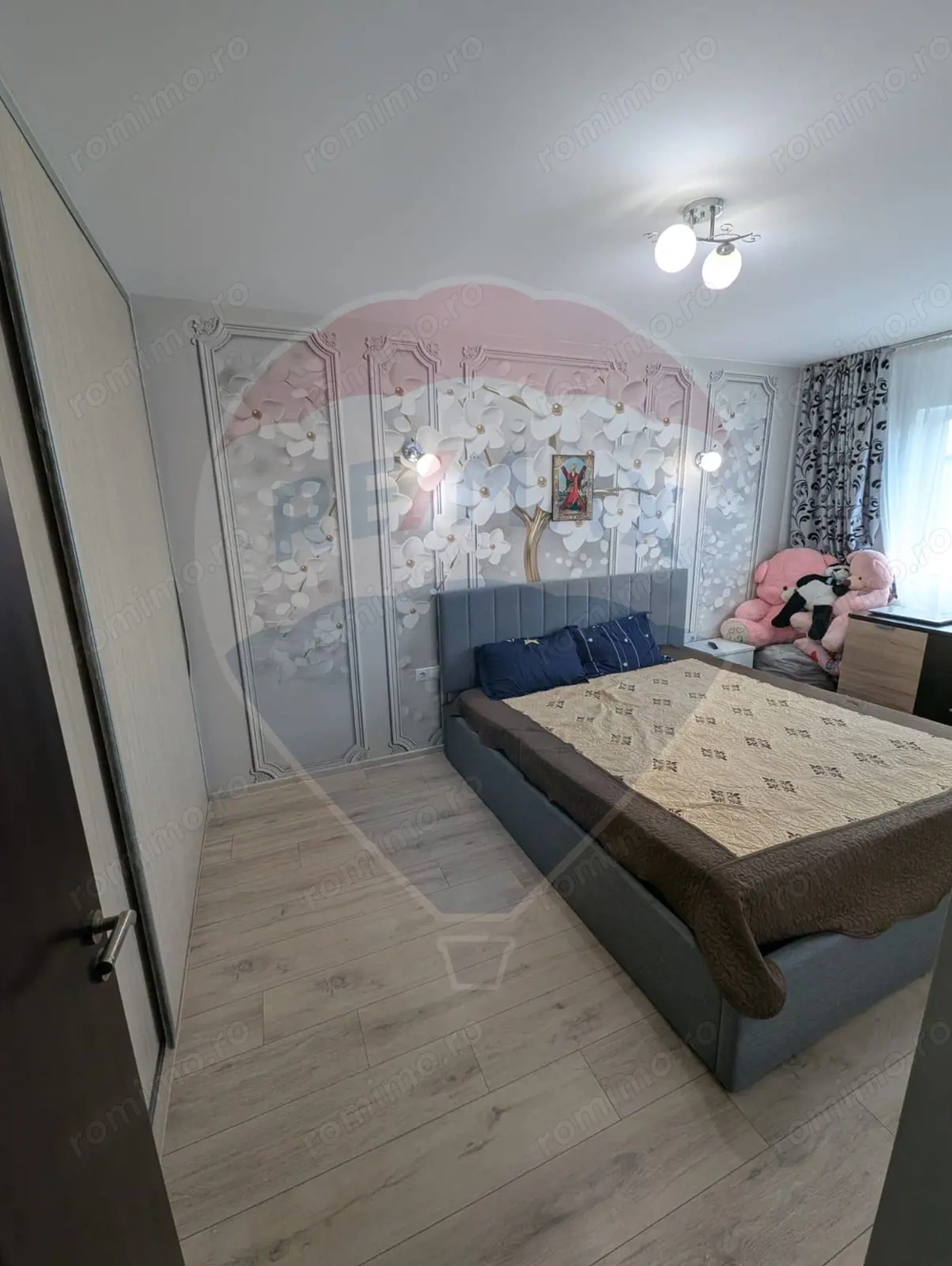 Apartament cu 2 camere de vânzare în zona Central