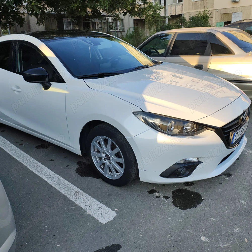Vând Mazda 3 , hatchback, 2014-2019