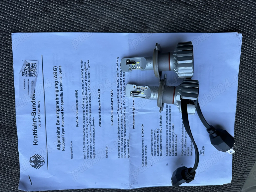 Vând becuri xenon H4 , H7