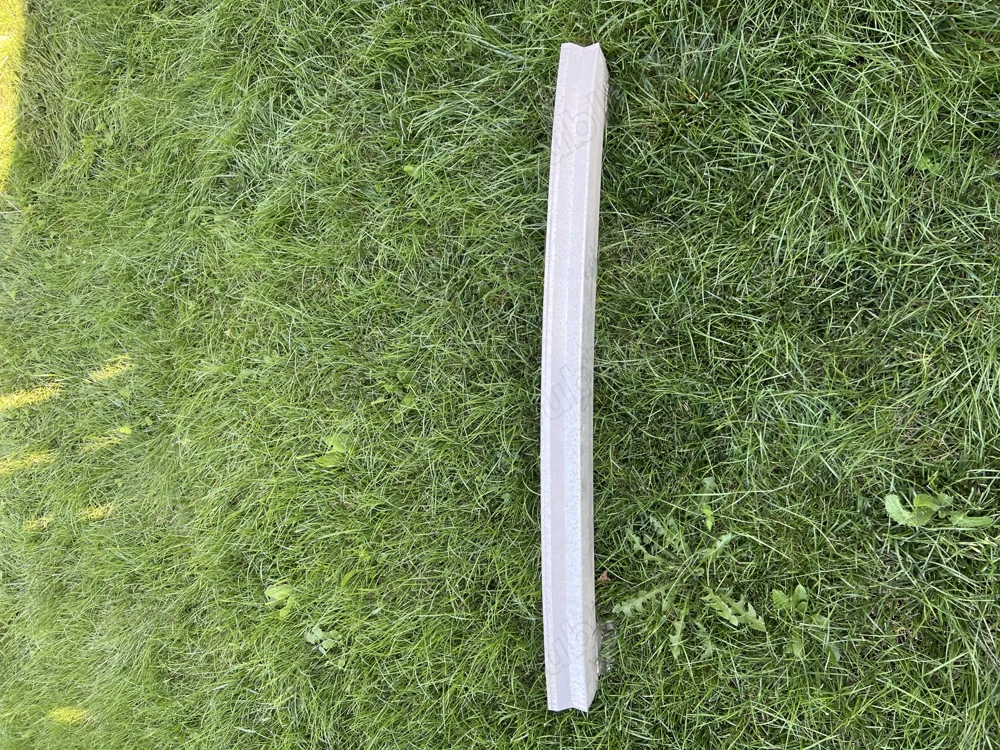 Vând armătură bară Audi A3