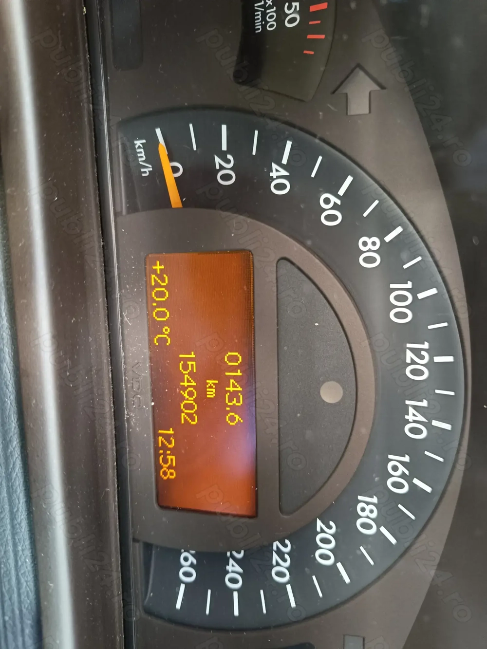 Vînd Mercedes c clasa din 2004