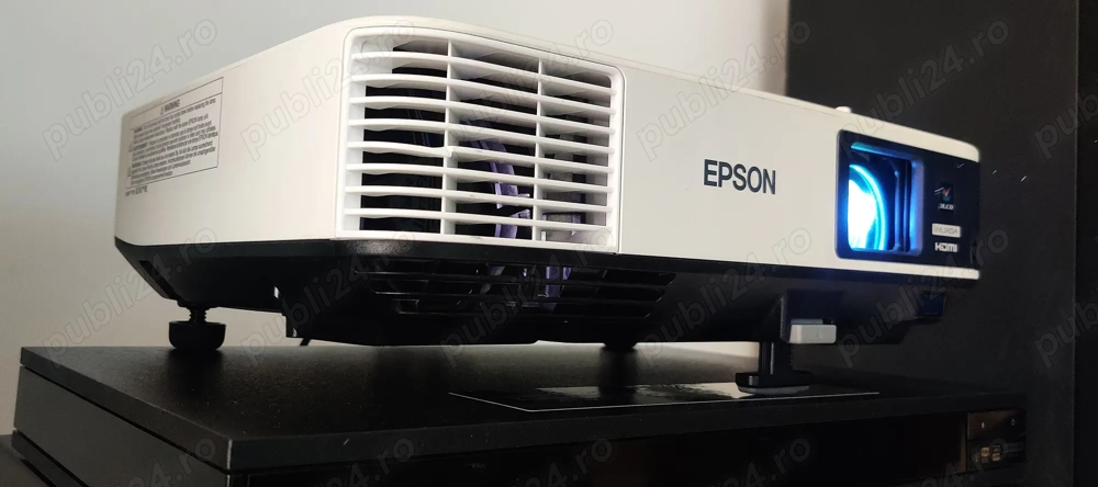 Epson EB 2265U videoproiector filme muzica