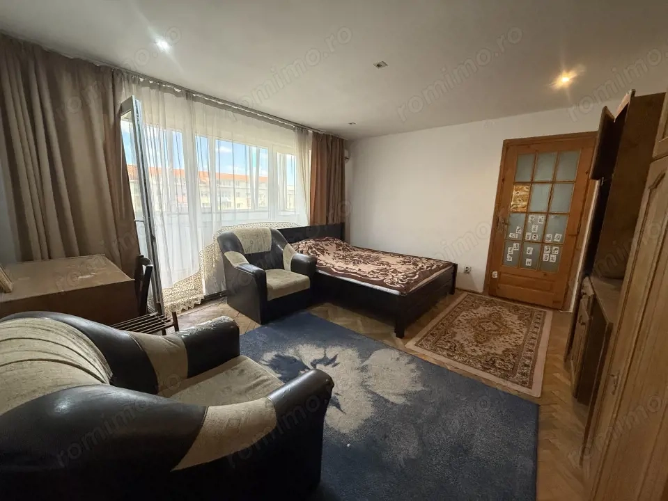 Apartament 2 camere, 51 mp utili + balcon - Girocului