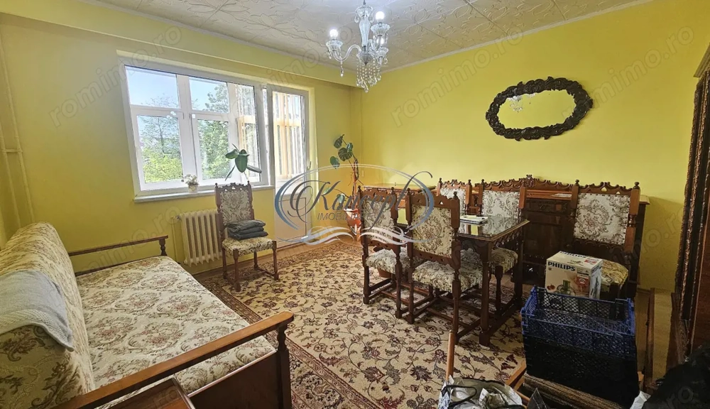 Apartament de vanzare cu balcon si centrala proprie in cartierul Gheorgheni