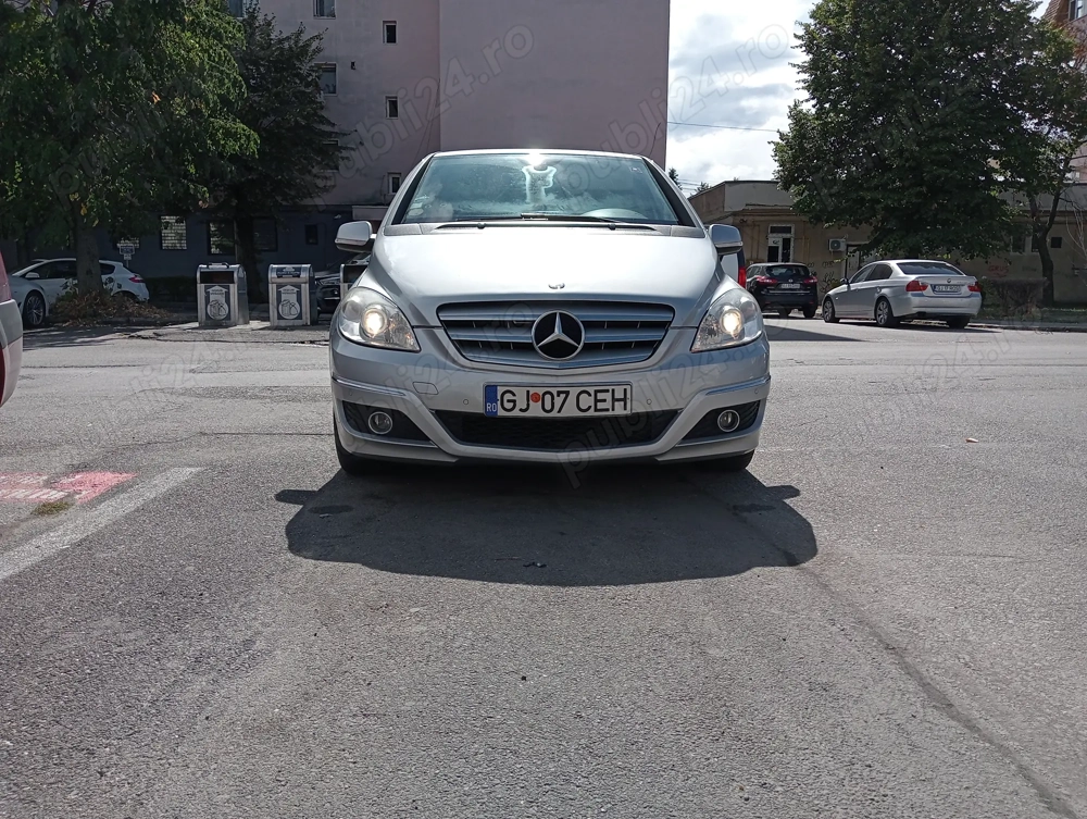 De vanzare  Mercedes Benz  B180 CDI