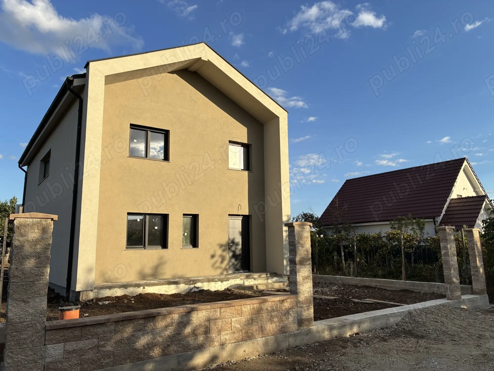 Proprietar Vand Casa TERMO - PASIVA  (locuinta capabila sa functioneze independent)