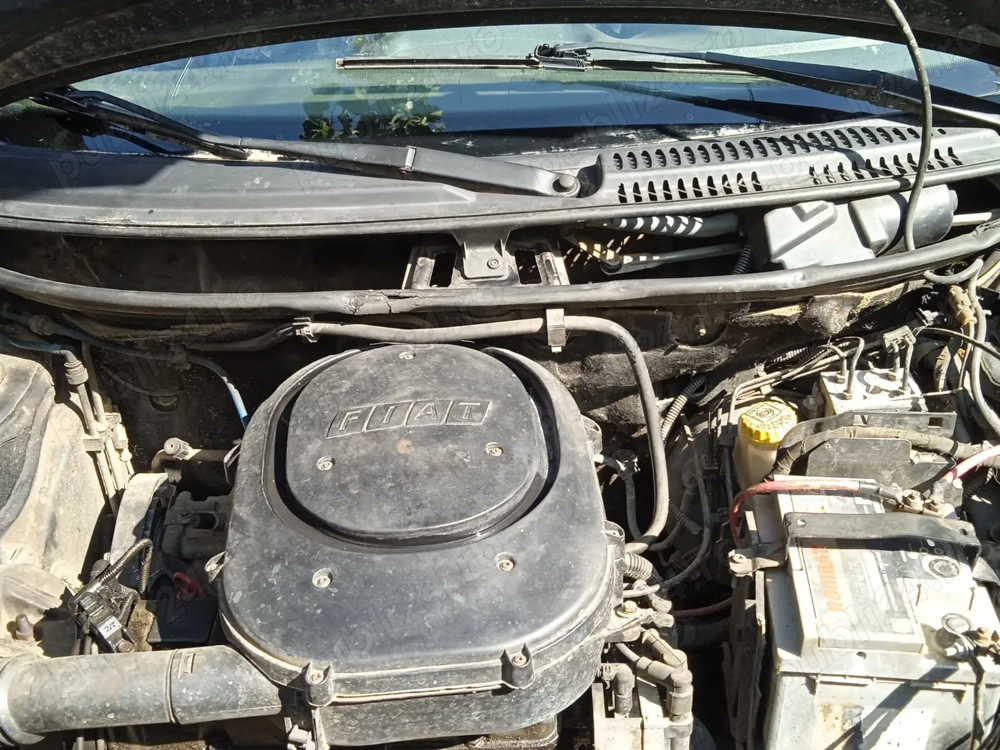 Dezmembrez Fiat Punto 1.4 din 2002