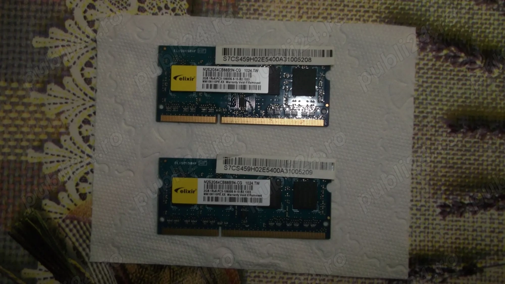 Kit 2x2GB (4GB) DDR3 Nanya Technology pentru Laptop