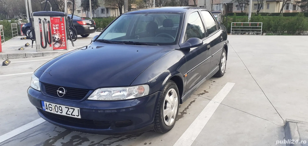 Opel Vectra , benzină