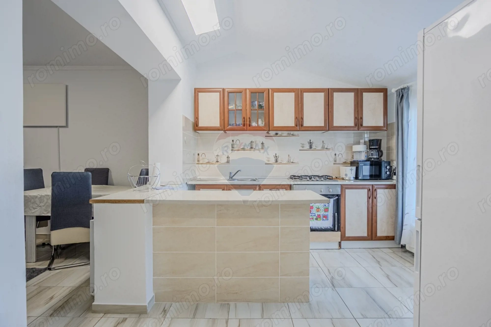 Casă de vacanță| 4 camere | Curte 400mp | Tohanu Nou | Comision 0 |