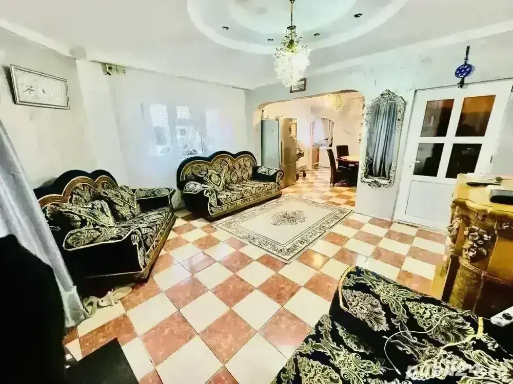 Casa vila  de vanzare si inchiriat