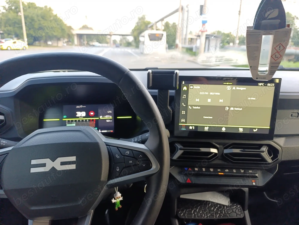 Vând Duster 3 model gpl benzină 