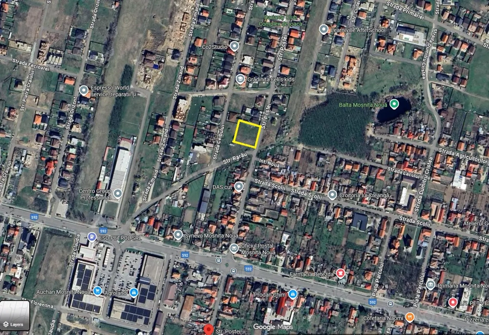 Teren ultracentral Moşniţa Nouă, front stradal 30,5 m