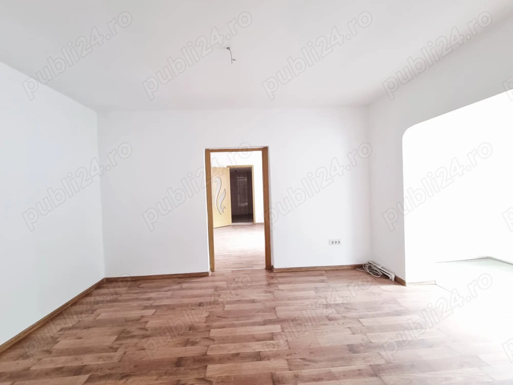 Casa situata intr-o zona buna a orasului