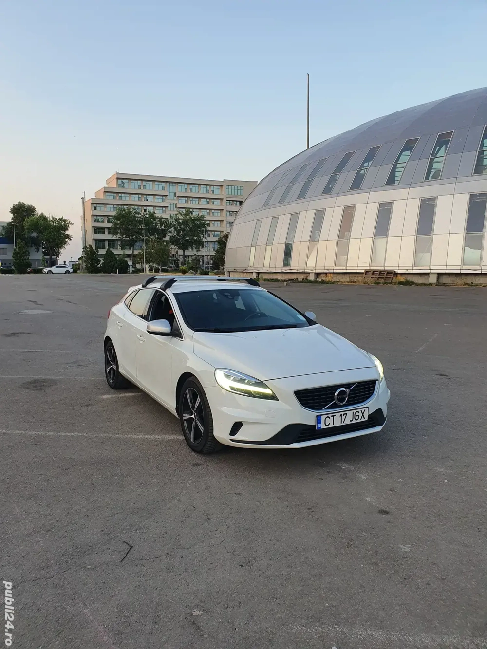 Volvo V40 2018 2.0 Benzina 190 cai