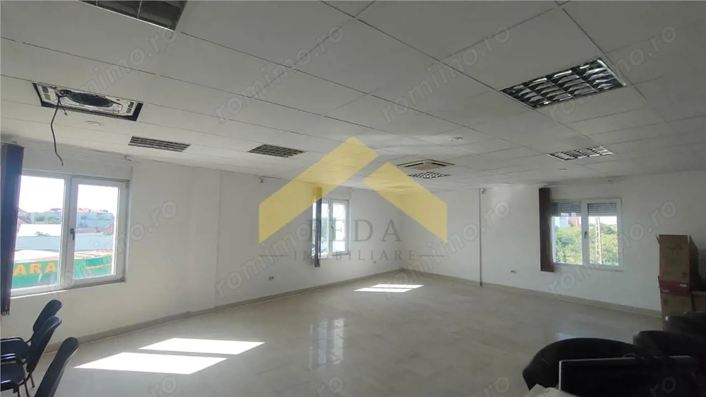 Spatiu pentru birouri de inchiriat zona Parneava