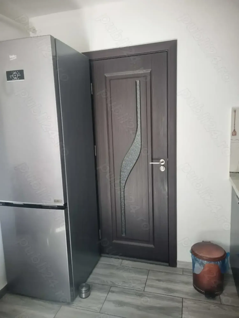 Vand apartament 2 camere confort 1 sporit,decomandat etaj 2 7, str.Sporturilor,Buzau.