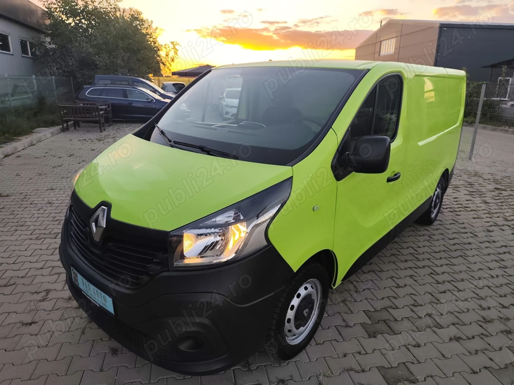 Renault Trafic L1H1 1.6 - 95 cp, an 2017, Garantie 12 luni ! 