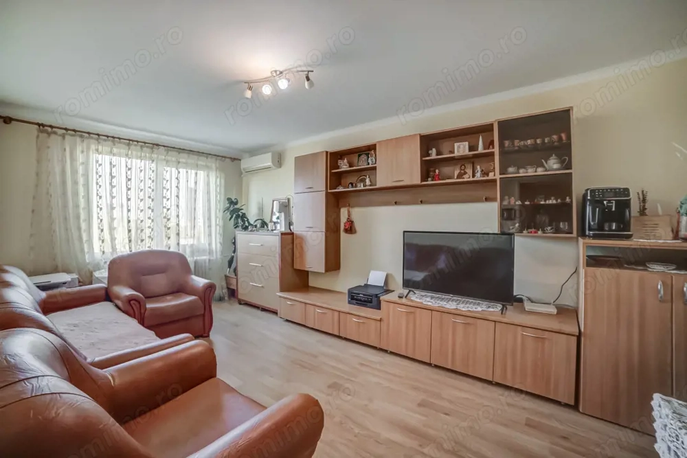 Decomandat*Bloc 1981*Mobilat si utilat*Miramar*Mega Mall