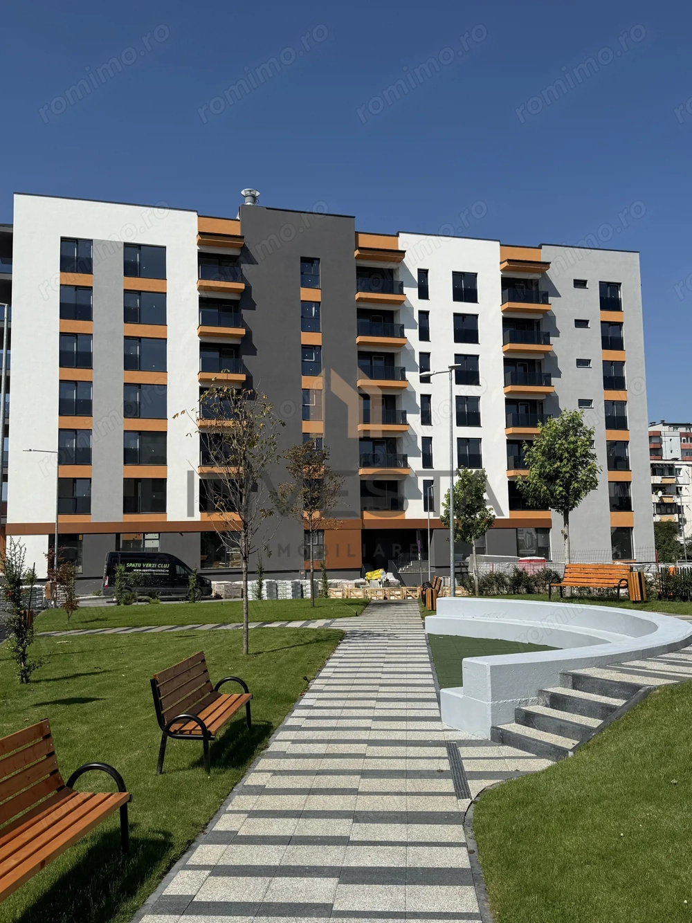 Apartament spatios/Complex rezidential premium