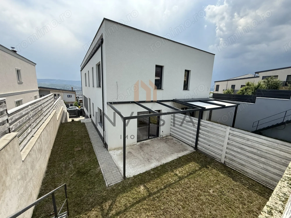 Casa tip duplex cu panorama deosebita !
