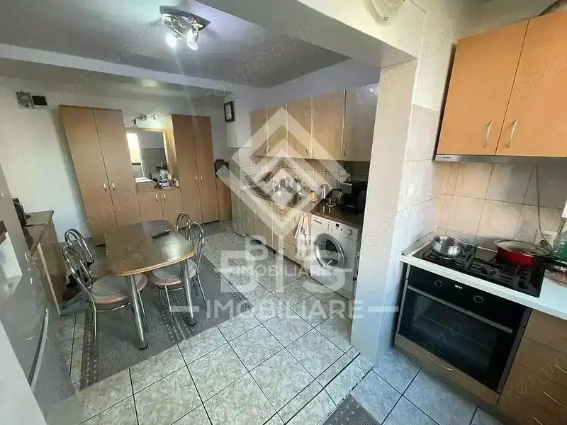 Apartament 2 camere decomandat - ANDREI MURESANU
