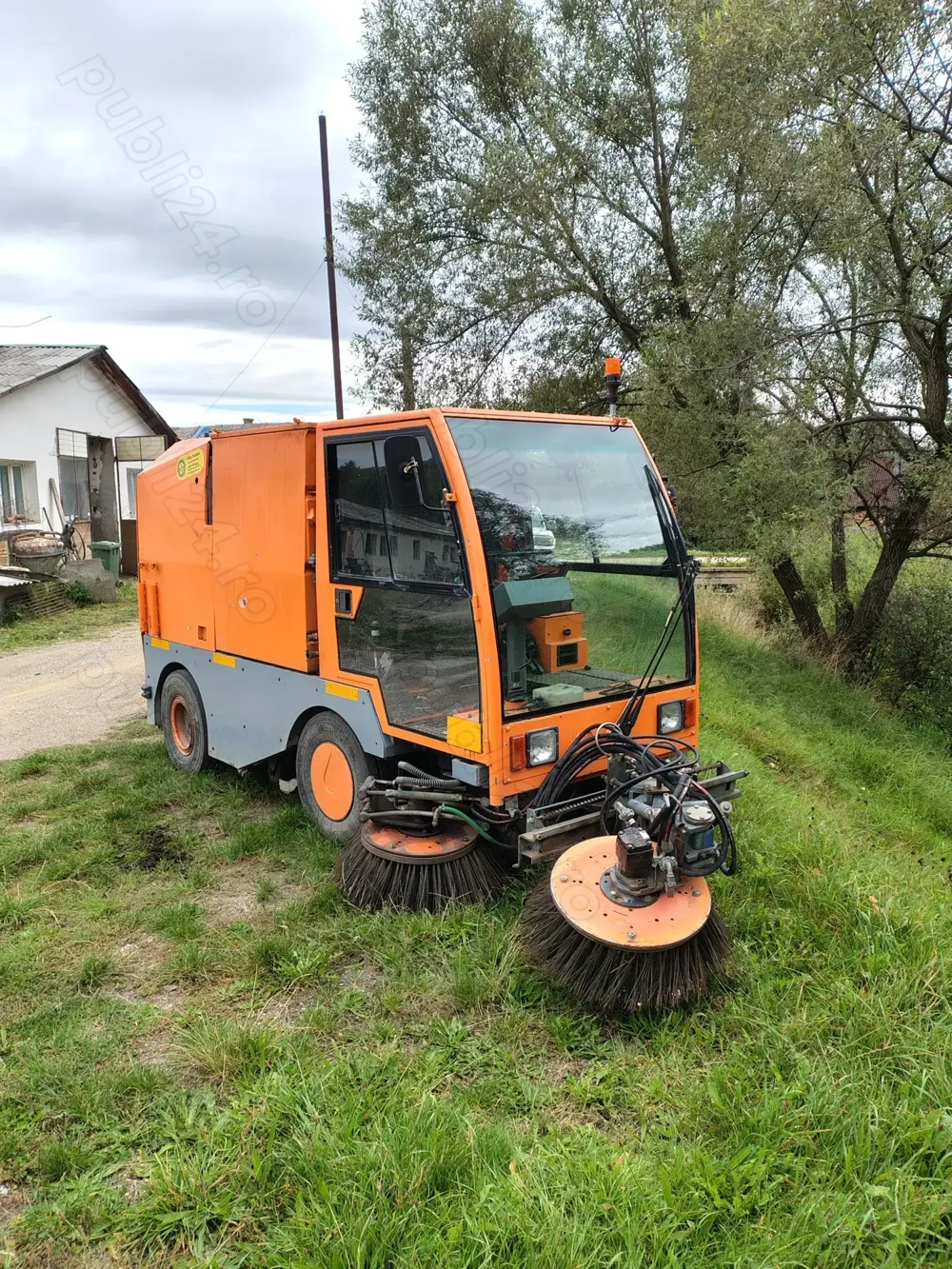 Maturatoare stradala MFH 2200