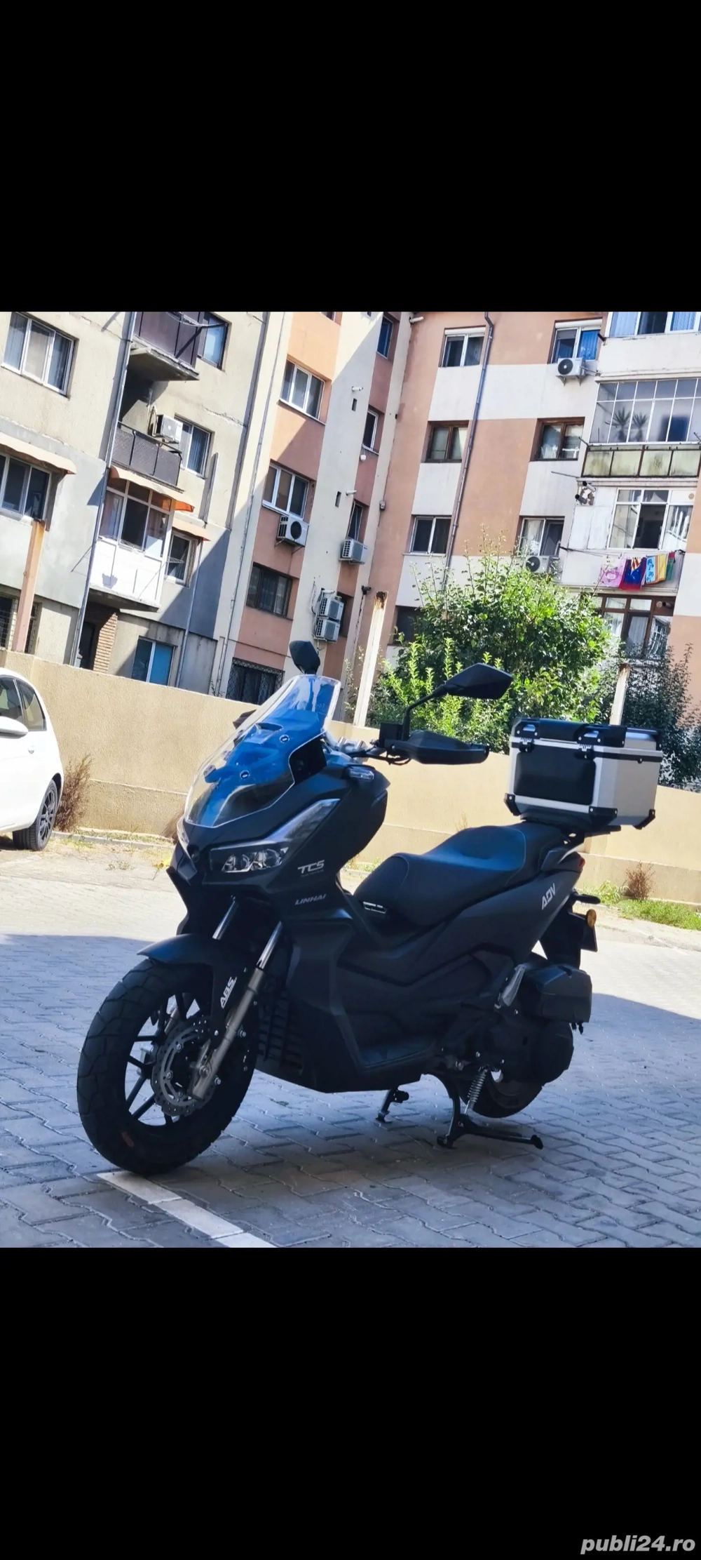 Vand scuter linhai adv buck 125 aștept oferte