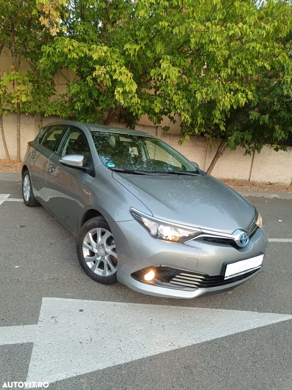 Toyota Auris 1.8 L VVT-i Hybrid