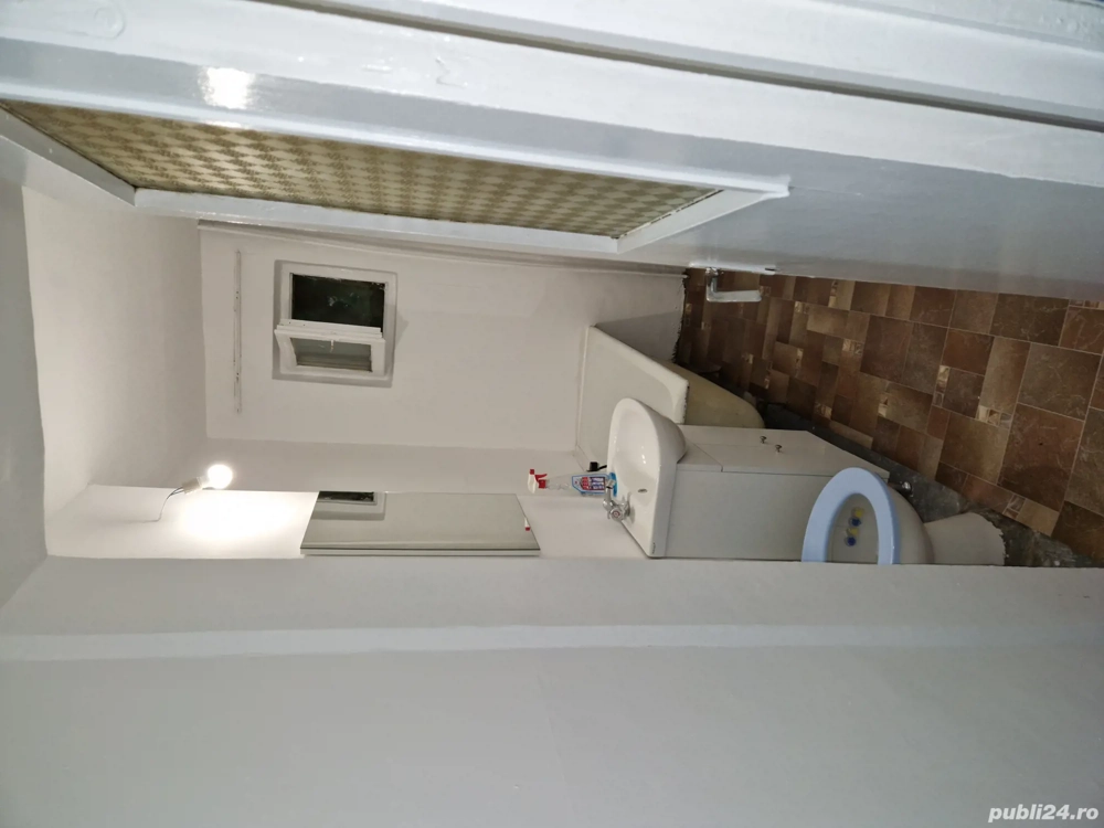 Vând apartament 2 camere   zona Blascovici, strada Măslinului
