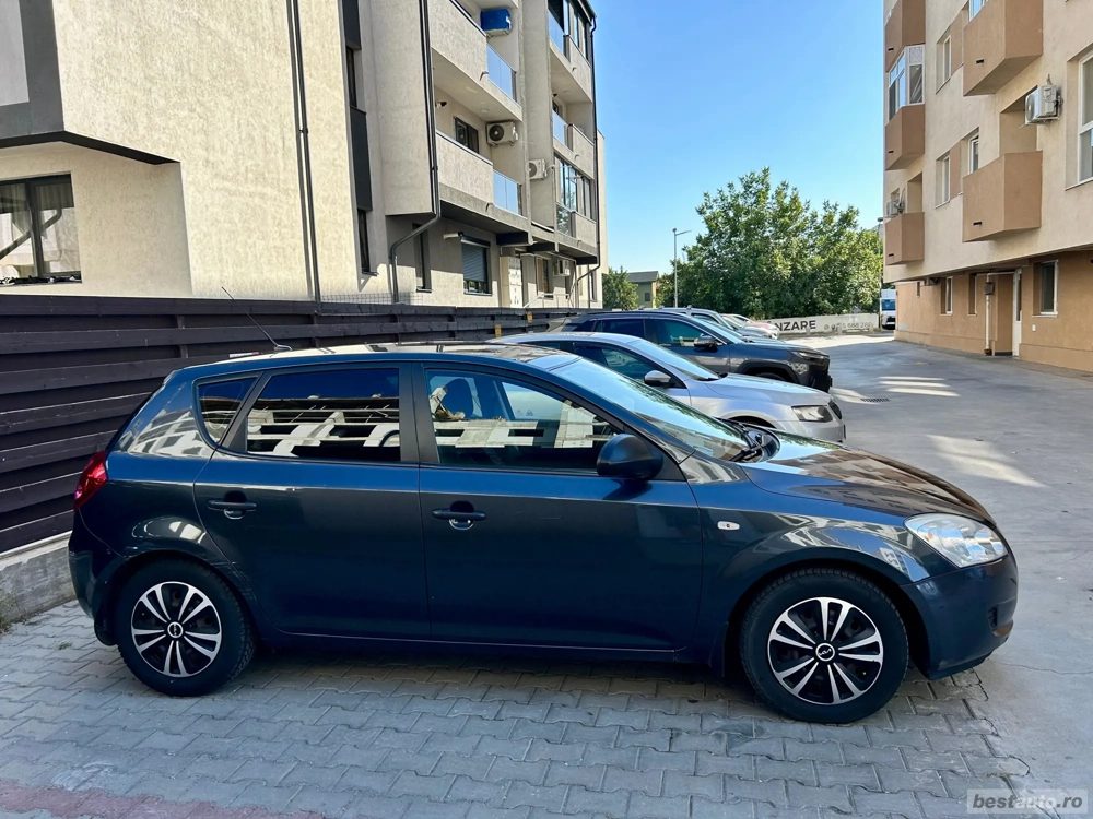 Vand Kia Ceed 1.6 CRDI An 2008 Vand Kia Ceed 1.6 CRDI An 2008